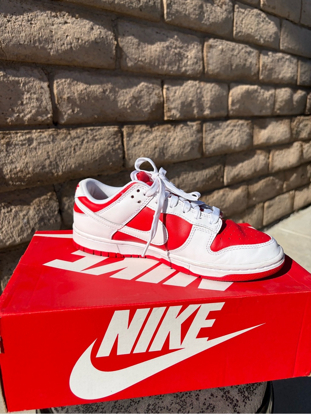 Nike Kids Red and White Low-Top Sneakers - Picture 7 of 8